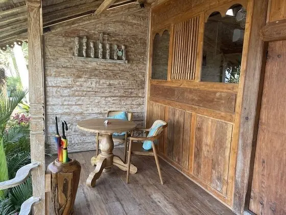 Traditional Bungalov