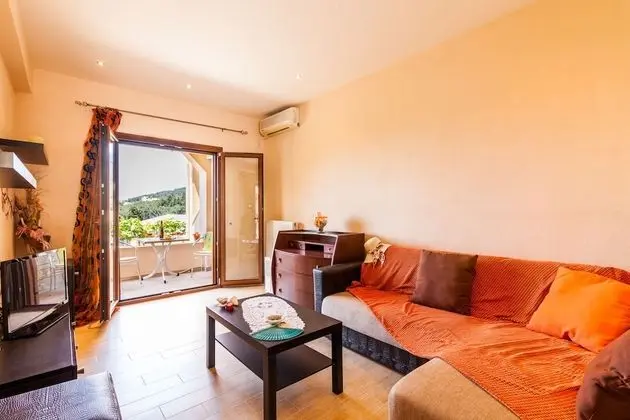 Premium Apart Daire, Havuz Manzaralı