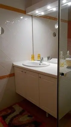 Business Tek Büyük Yataklı Oda (Mimosa)