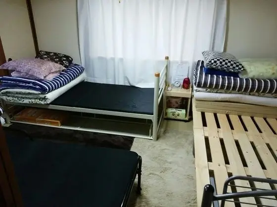 Üç Kişilik Oda