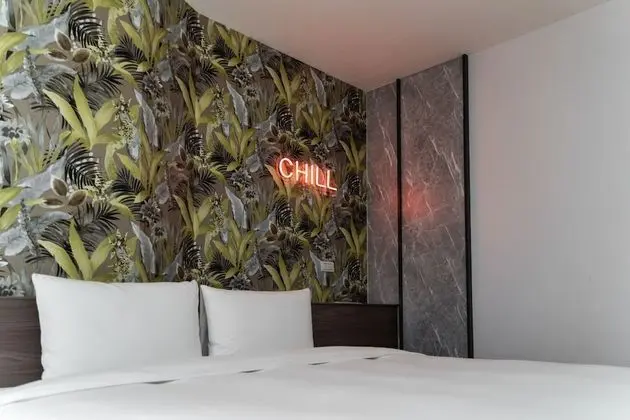 Comfort Tek Büyük Yataklı Oda
