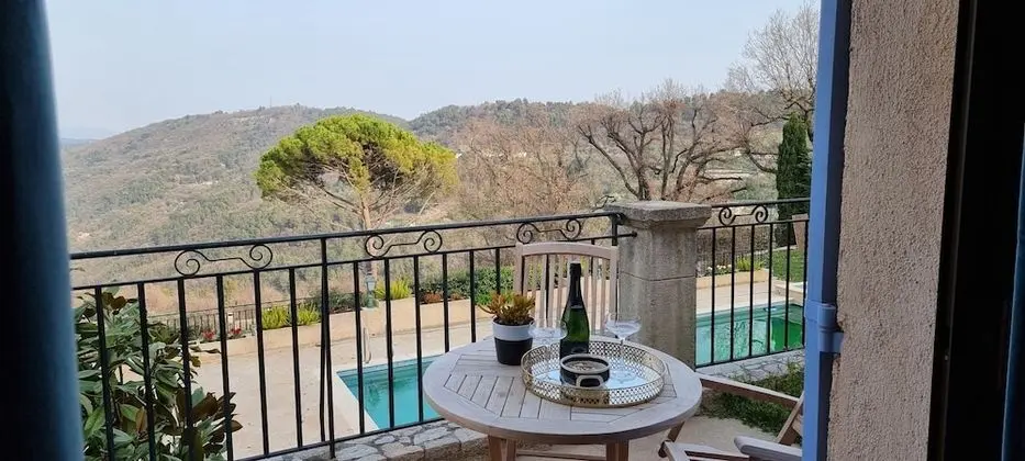 Deluxe Tek Büyük Yataklı Oda, Havuz Kullanımı, Vadi Manzaralı