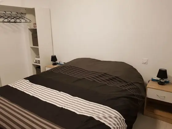 Premium Oda, 1 Büyük (Queen) Boy Yatak
