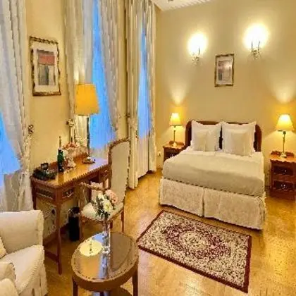 JUNIOR SUITE