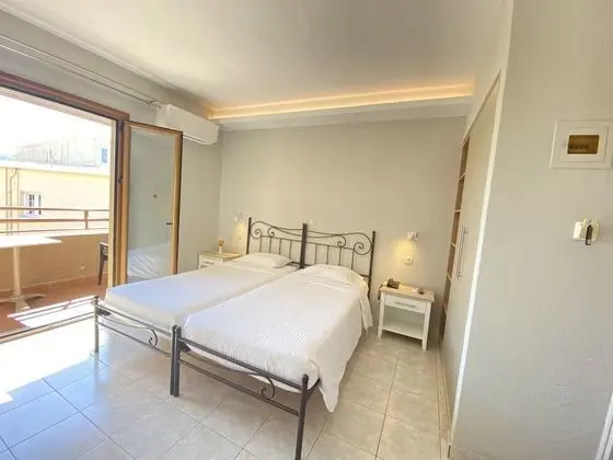 Comfort Üç Kişilik Oda, Bahçe Manzaralı