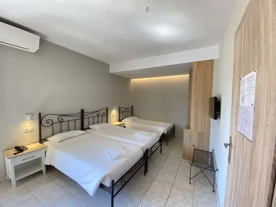 Comfort Üç Kişilik Oda, Bahçe Manzaralı