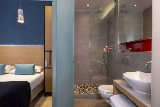 Superior Tek Büyük Yataklı Oda