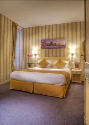 Tek Büyük Yataklı Oda