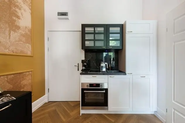 Basic Stüdyo Süit