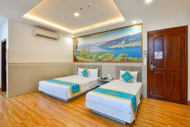 Luxury Üç Kişilik Oda