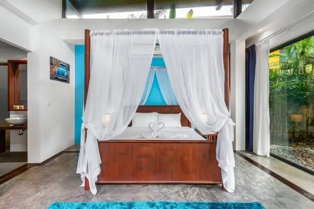 Signature Villa