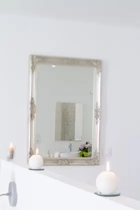 Romantic Tek Büyük Yataklı Oda (Paradis Blanc)
