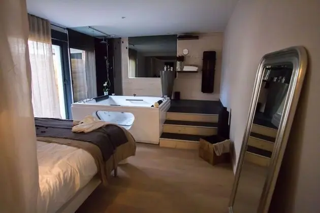 Romantic Tek Büyük Yataklı Oda (Urban Loft)