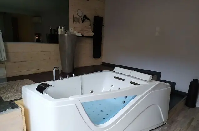 Romantic Tek Büyük Yataklı Oda (Urban Loft)