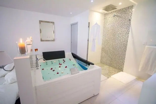 Romantic Tek Büyük Yataklı Oda (Urban Loft)