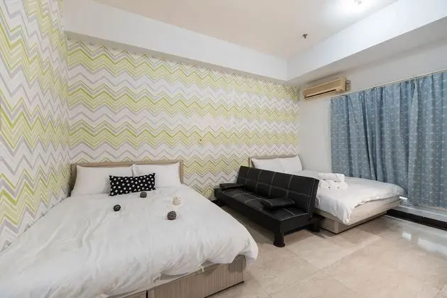 Dört Kişilik Oda, Balkon, Avlu Manzaralı