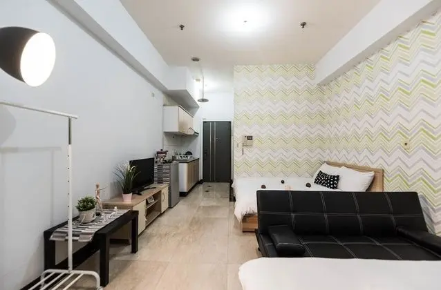 Dört Kişilik Oda, Balkon, Avlu Manzaralı