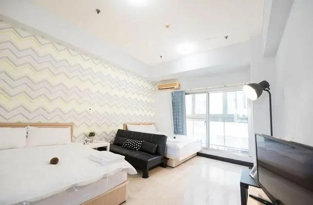 Dört Kişilik Oda, Balkon, Avlu Manzaralı