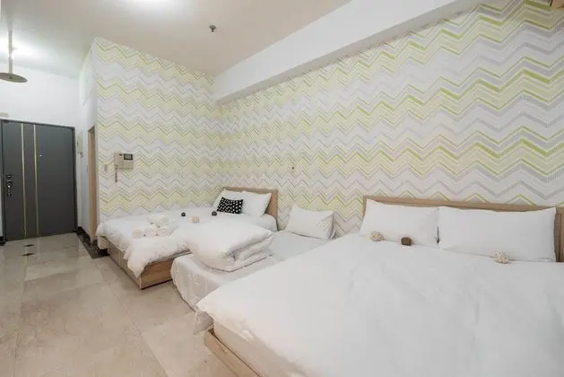 Dört Kişilik Oda, Balkon, Avlu Manzaralı