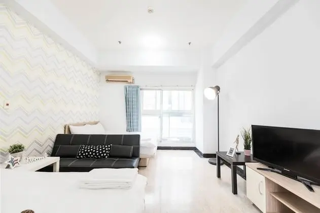 Dört Kişilik Oda, Balkon, Avlu Manzaralı
