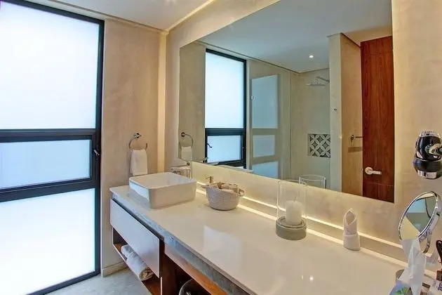 Deluxe Çatı Katı Süiti (Penthouse), 1 En Büyük (King) Boy Yatak