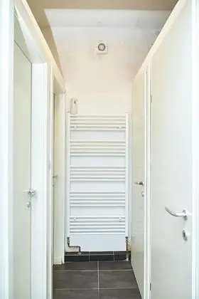 Standard Ortak Ranzalı Oda, Sadece erkekler için, Sigara İçilmez