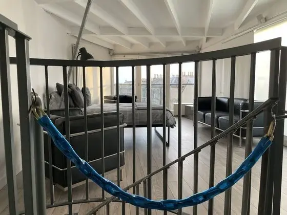 Apart Daire, 1 Büyük (Queen) Boy Yatak