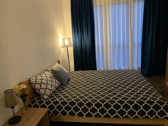 Apart Daire, 1 Büyük (Queen) Boy Yatak