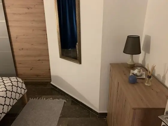 Apart Daire, 1 Büyük (Queen) Boy Yatak