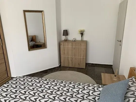 Apart Daire, 1 Büyük (Queen) Boy Yatak