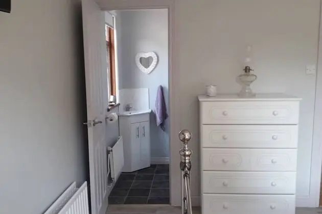 Apart Daire, 1 Büyük (Queen) Boy Yatak