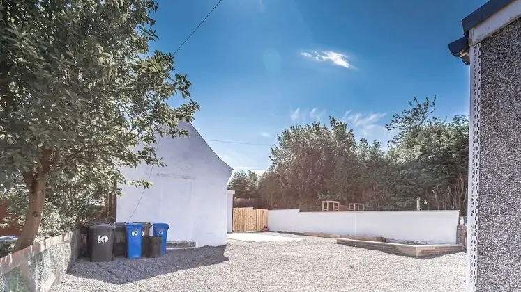 Kır Evi, 1 Büyük (Queen) Boy Yatak