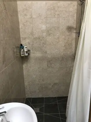 Kır Evi, 1 Büyük (Queen) Boy Yatak