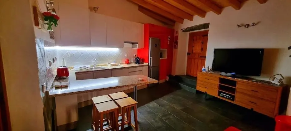 Ev, 1 Büyük (Queen) Boy Yatak