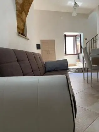 Ev, 1 Büyük (Queen) Boy Yatak