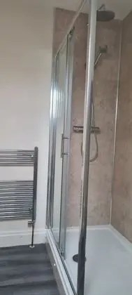Stüdyo, 1 En Büyük (King) Boy Yatak