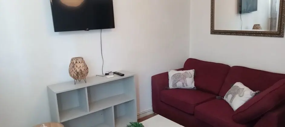 Apart Daire, 1 Büyük (Queen) Boy Yatak ve Çekyat