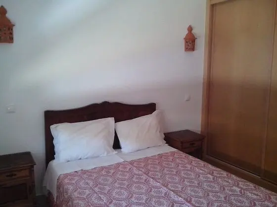 Apart Daire, 1 Büyük (Queen) Boy Yatak ve Çekyat