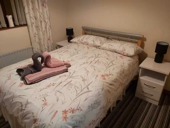 Kır Evi, 2 Büyük (Queen) Boy Yatak
