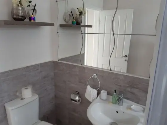 Ev, 2 Büyük (Queen) Boy Yatak