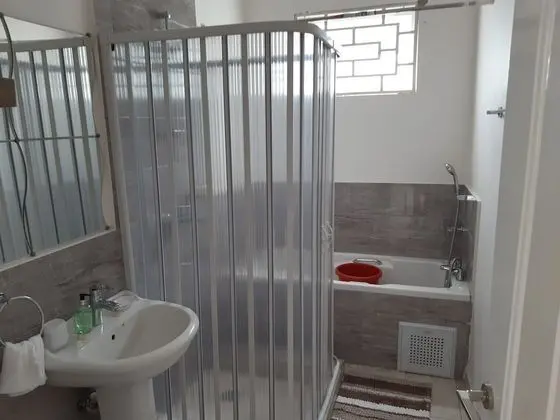 Ev, 2 Büyük (Queen) Boy Yatak