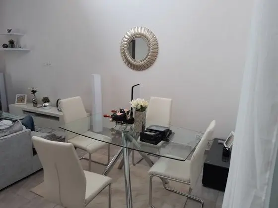 Ev, 2 Büyük (Queen) Boy Yatak