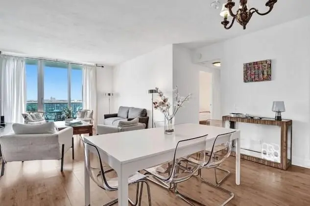 City Daire (2 Bedrooms)