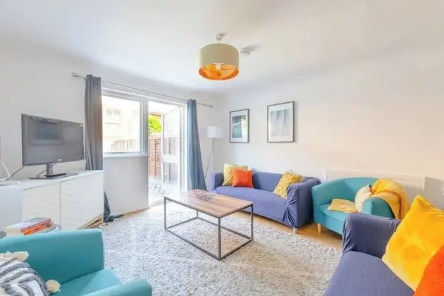 Ev (4 Bedrooms)