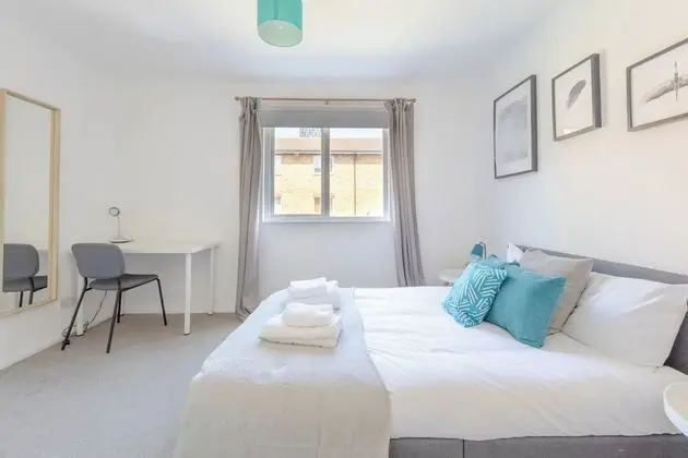 Ev (4 Bedrooms)