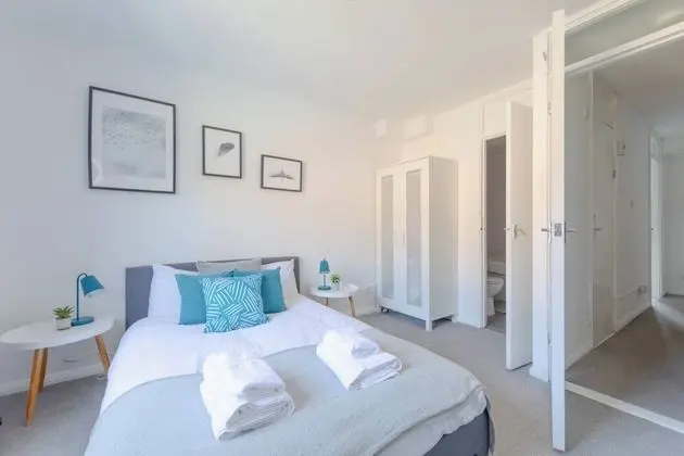 Ev (4 Bedrooms)