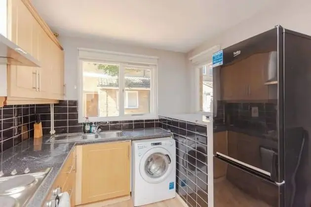 Ev (4 Bedrooms)