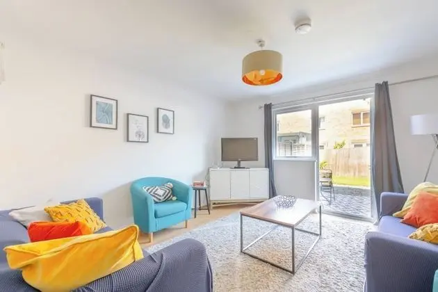 Ev (4 Bedrooms)