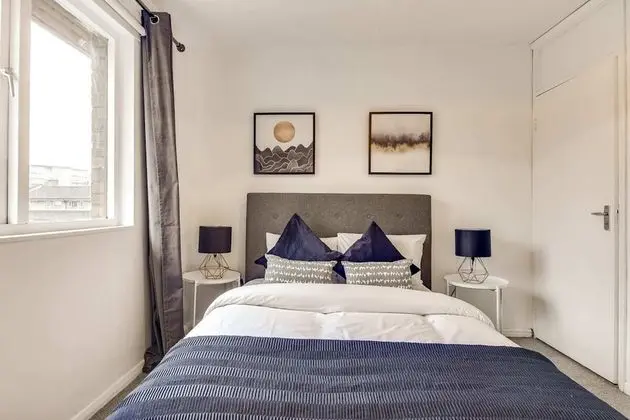 Ev (4 Bedrooms)