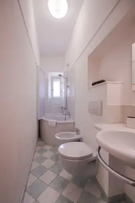 Apart Daire, 4 Yatak Odası